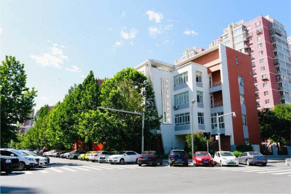 便利养老院优选｜昌平区金手杖国际养老公寓｜与价格剖析ayx爱游戏体育网页版入口2026最新｜脑梗护理交通(图23)